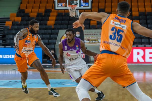 监督和反腐 监督和反腐