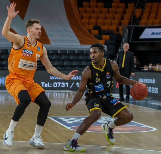 也揭示了足 也揭示了足