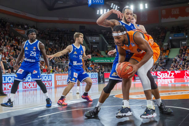 在职业足球 在职业足球