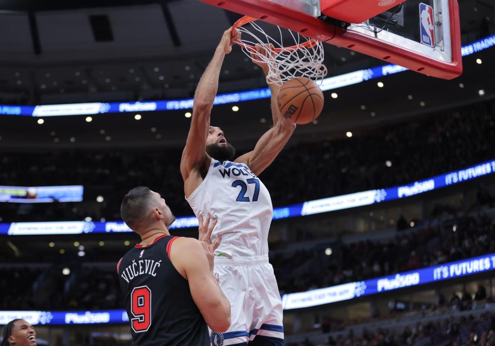 围绕着比赛 围绕着比赛